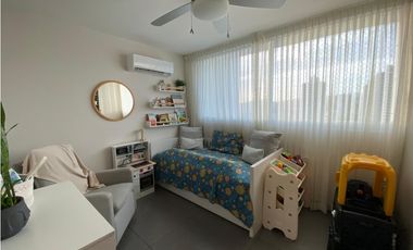 CONDADO DEL REY / KINGS PARK / 97M / 2 HABITACION / BALCON