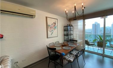 CONDADO DEL REY / KINGS PARK / 97M / 2 HABITACION / BALCON