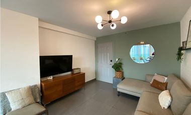 CONDADO DEL REY / KINGS PARK / 97M / 2 HABITACION / BALCON