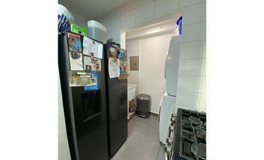 CONDADO DEL REY / KINGS PARK / 97M / 2 HABITACION / BALCON