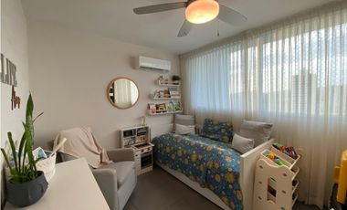 CONDADO DEL REY / KINGS PARK / 97M / 2 HABITACION / BALCON