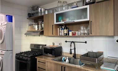 CONDADO DEL REY / KINGS PARK / 97M / 2 HABITACION / BALCON