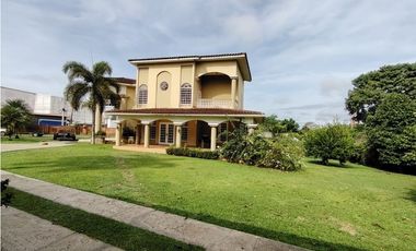 Se Vende Casa Comercial de 1.5 Has en La Chorrera-Panamá Oeste (DR)