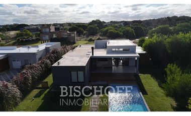 Casa en Venta en Barrio Residencial 1 – Costa Esmeralda