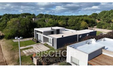 Casa en Venta en Barrio Residencial 1 – Costa Esmeralda