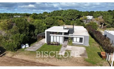 Casa en Venta en Barrio Residencial 1 – Costa Esmeralda