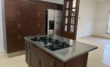 CASA EN RENTA O VENTA EN FRACC MALIBRAN