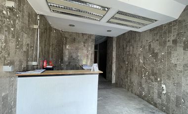 OFICINA EN VENTA EN COLONIA CHAPALITA A CUADRAS DEL HOTEL RIU