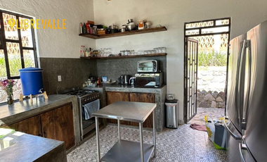 VENTA/RENTA CASA EN SAN GABRIEL IXTLA, VALLE DE BRAVO-CASA CARLOTA