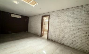 Guayaquil Urdesa, Local Comercial  en Renta, 200m2, 3 Ambientes