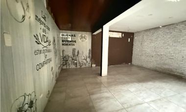 Guayaquil Urdesa, Local Comercial  en Renta, 200m2, 3 Ambientes
