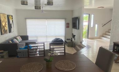 Casa en Fraccionamiento en Provincias del Canadá Cuernavaca - ROQ-1317-Fr