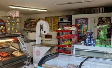 Local Comercial en Venta en Diagonal jose maria caro con Mauleon