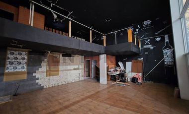 Alquiler Locales Comerciales Frente al Riocentro Ceibos.