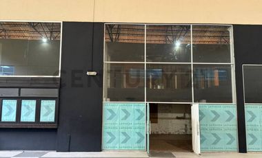 Alquiler Locales Comerciales Frente al Riocentro Ceibos.