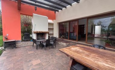 Casa en Nayón - Tanda