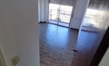 Departamento en alquiler en Ramos Mejia Sur