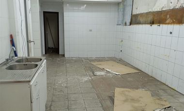 Local Comercial en Arriendo en Av. Matta / Lord Cochrane