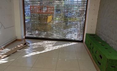 Local Comercial en Arriendo en Av. Matta / Lord Cochrane