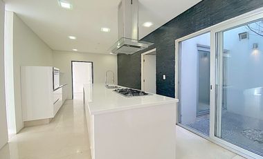 RENTA CASA LA LOMA SANTA FE CDMX
