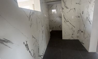 Casa en renta con alberca en privada