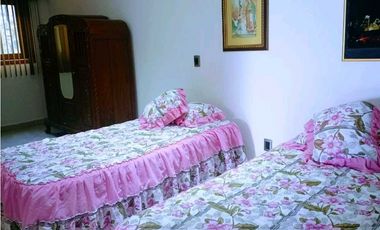 CASA EN VENTA EN FRACC LOMAS. TETELA