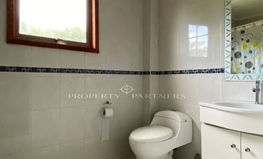 Amplia casa en Altos de Mitrinhue