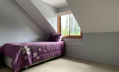 Amplia casa en Altos de Mitrinhue