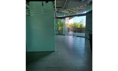 Plaza comercial en venta en av. Nichupte cancún