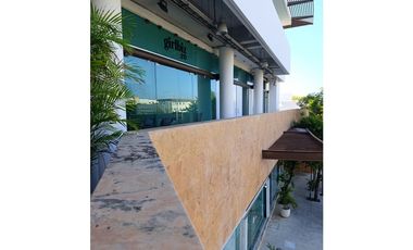 Plaza comercial en venta en av. Nichupte cancún