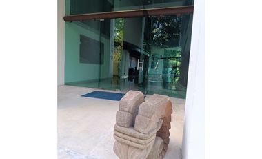 Plaza comercial en venta en av. Nichupte cancún