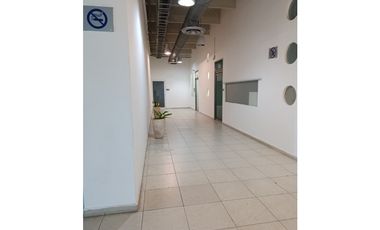 Plaza comercial en venta en av. Nichupte cancún