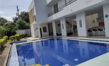 Casa De Anapoima En Condominio Campestre Sobre La Vía Principal