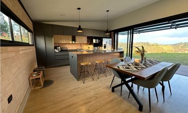 Casa campestre en San Vicente, Vereda San Antonio