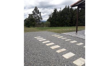 casa finca campestre en venta Guarne, 2.664 m2, de tranquilidad