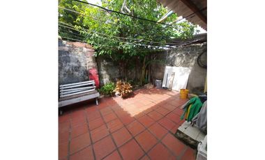 Comoda Casa + Apartamento en VENTA Barrio La VICTORIA