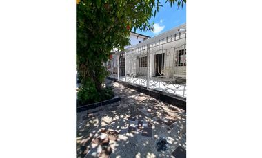 Comoda Casa + Apartamento en VENTA Barrio La VICTORIA