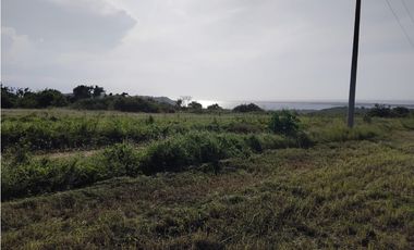 Vendo lote en club con vista a puerto velero