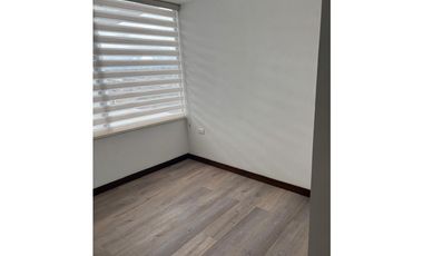 SE ARRIENDA APARTAMENTO EDIFCIO STA CECILIA