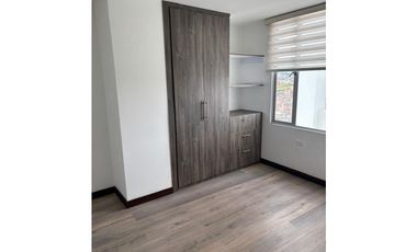 SE ARRIENDA APARTAMENTO EDIFCIO STA CECILIA