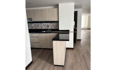 SE ARRIENDA APARTAMENTO EDIFCIO STA CECILIA