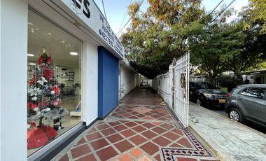 SE VENDE LOCAL COMERCIAL EN LA AV. DEL RIO, SANTA MARTA