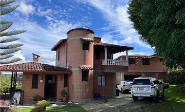 FINCA EN VENTA VEREDA LOS GARZONAS - CARMEN DE VIBORAL