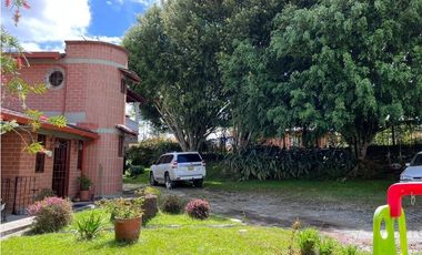 FINCA EN VENTA VEREDA LOS GARZONAS - CARMEN DE VIBORAL