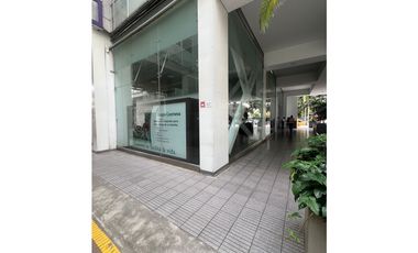 AREA 258 m2 EN ALQUILER EDIFICIO CENTRO VIDA PROFESIONAL CALI