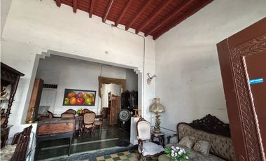 Casa en Venta Amplia de Oportunidad - Inversion - Centro Historico