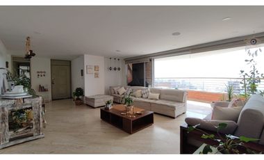 Venta Apartamento en el Poblado Las Palmas
