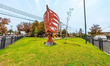 Casa en Arriendo en Las Tranqueras / Vitacura - Excelente Propiedad