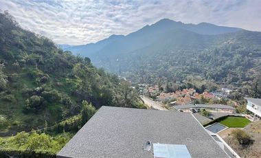 Casa en Venta en Camino del Cerro 16800