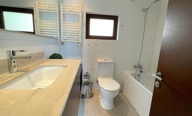 Casa en Venta en Camino del Cerro 16800